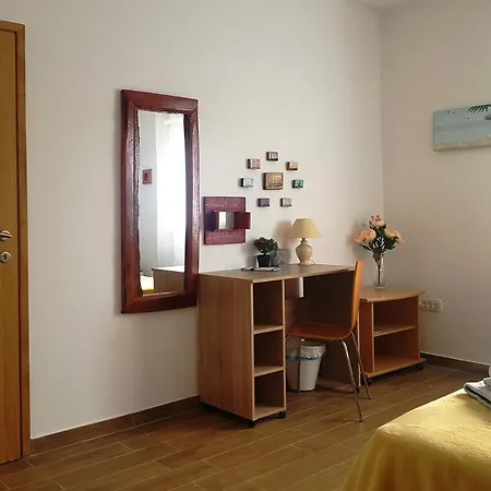 & Danijel 3* Pinezici (Krk)